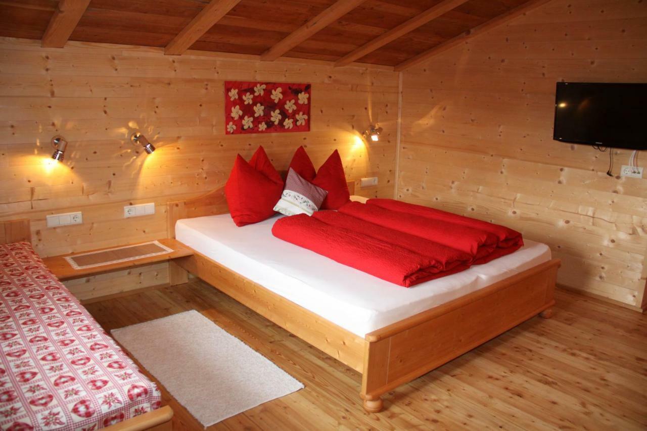 Farm stay Neu-schoetzerhof